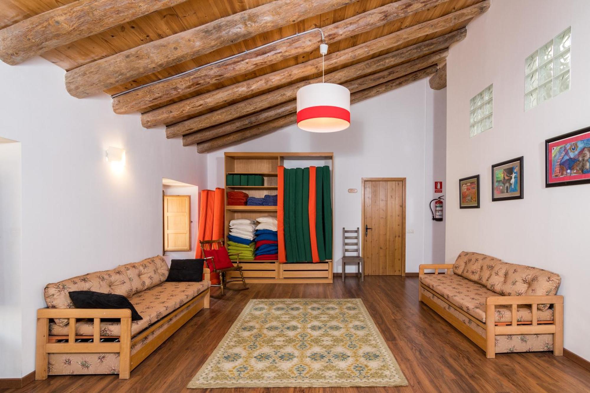 Albergue Casa De L'Aigua Бесейте Экстерьер фото